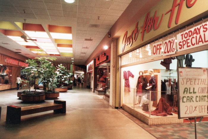 Marquette Mall - From Marquette Mall Memories Facebook